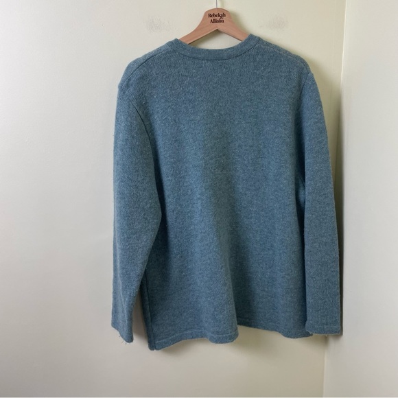 Vintage Austrian 100% Wool Embroidered Flower Cardigan Sweater SZ 8 - Picture 3 of 12